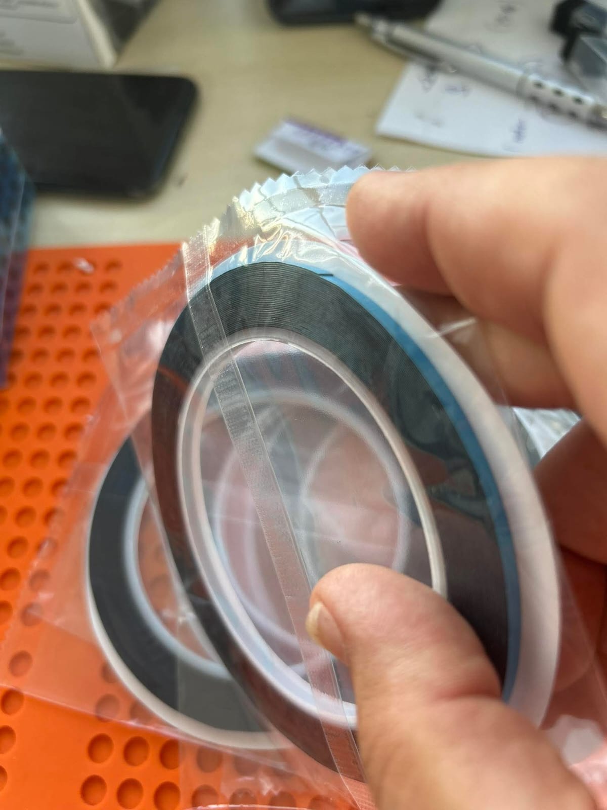 Arka Kapak Yapışkan Bant