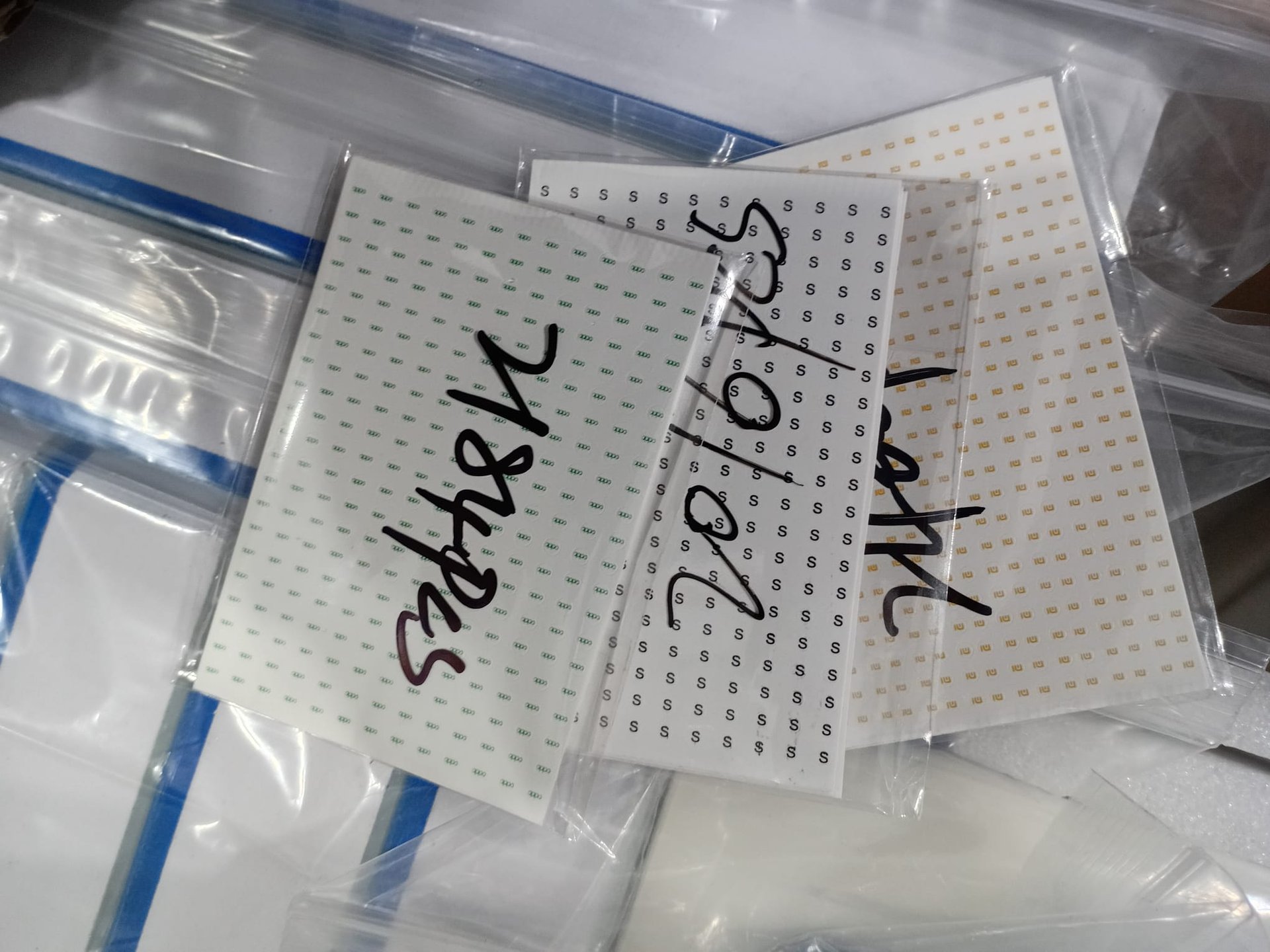 Vide üzeri etiket SAMSUNG 250  adet 10 $